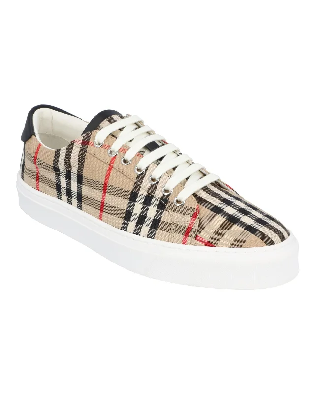 Burberry Arthur Check LowTop Sneakers Men Brown | Beige