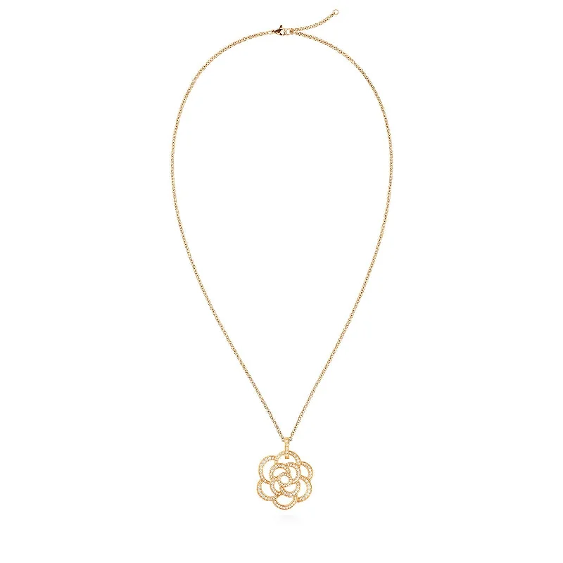 CHANEL Camélia Ajouré Necklace