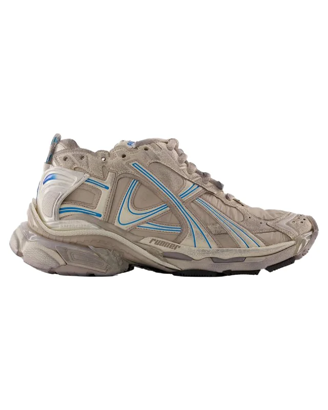 Balenciaga Runner Distressed Sneakers Women Brown | Brown