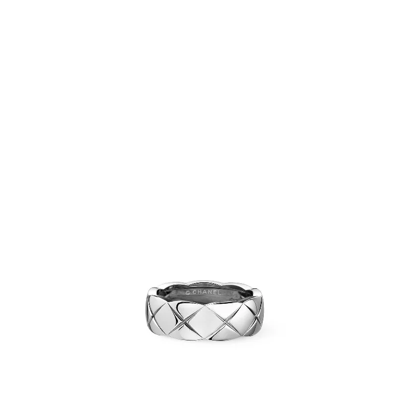 CHANEL Coco Crush Ring