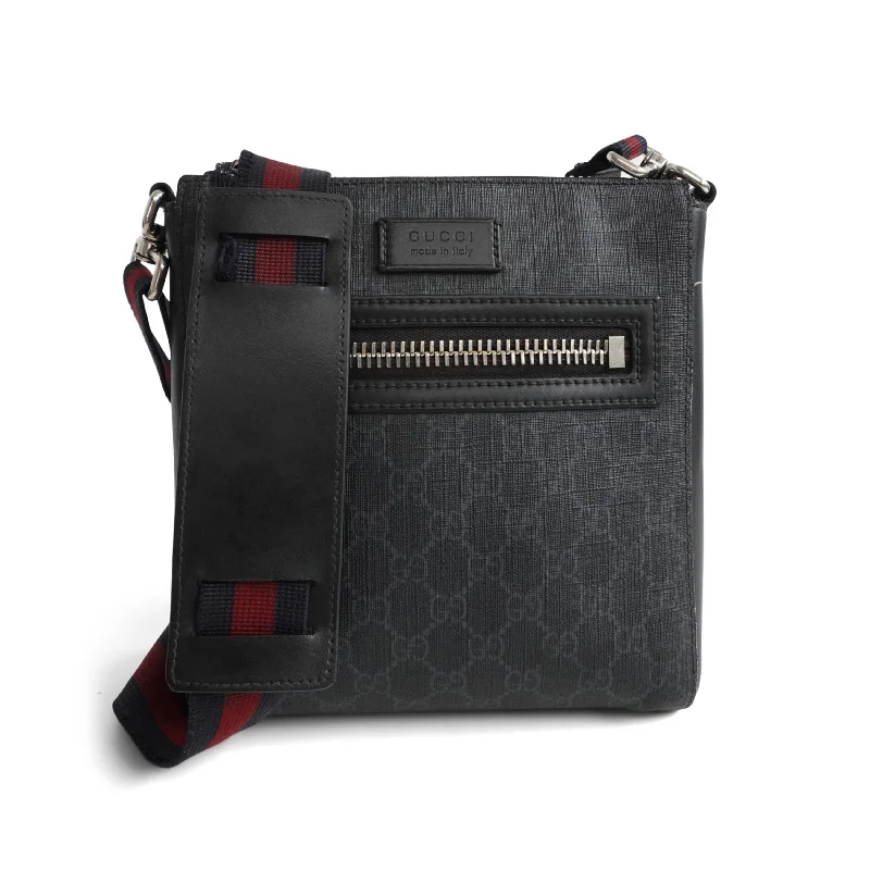 Gucci 'GG Supreme' Messenger Bag