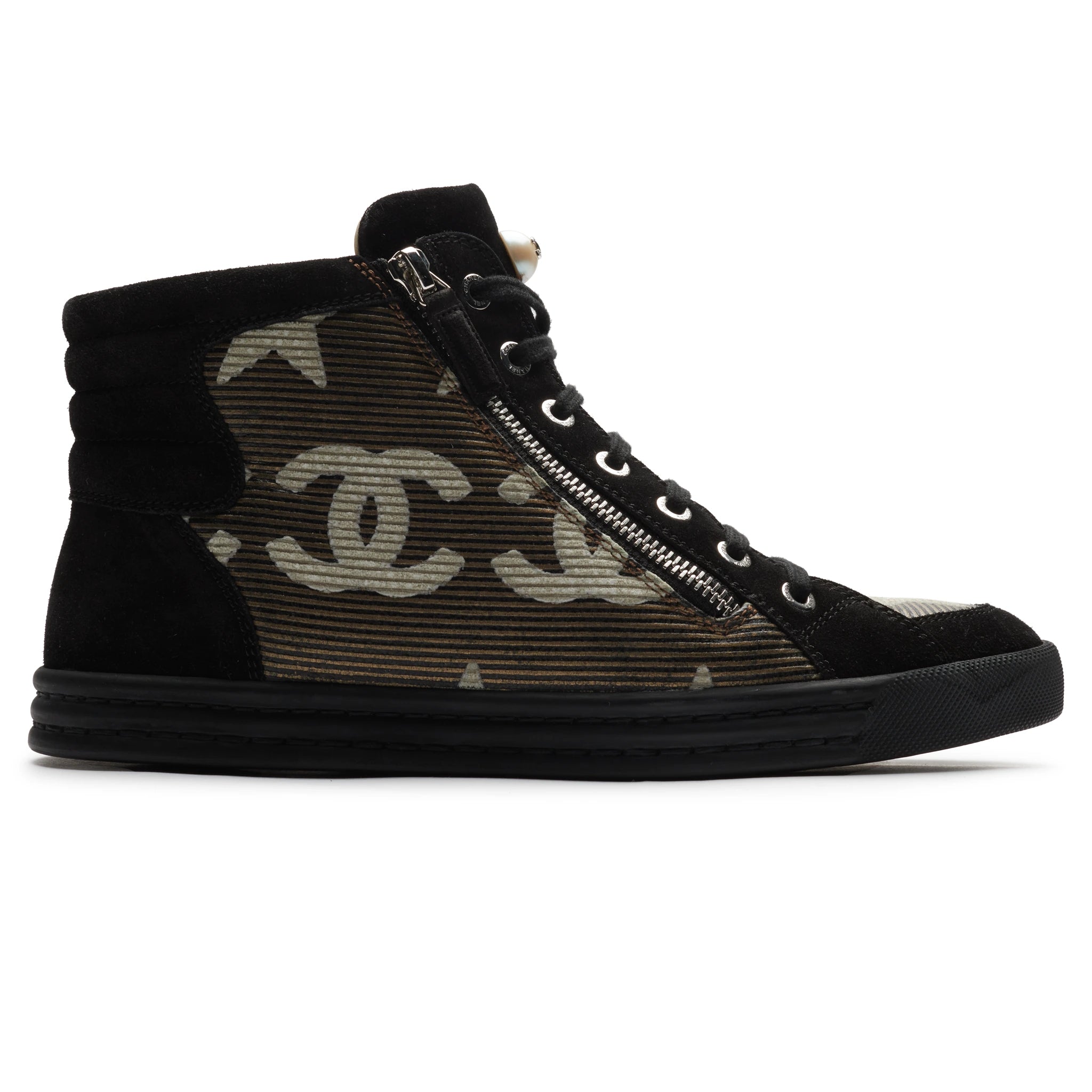 Chanel CC Star Suede Mesh Black High Sneaker - Preloved