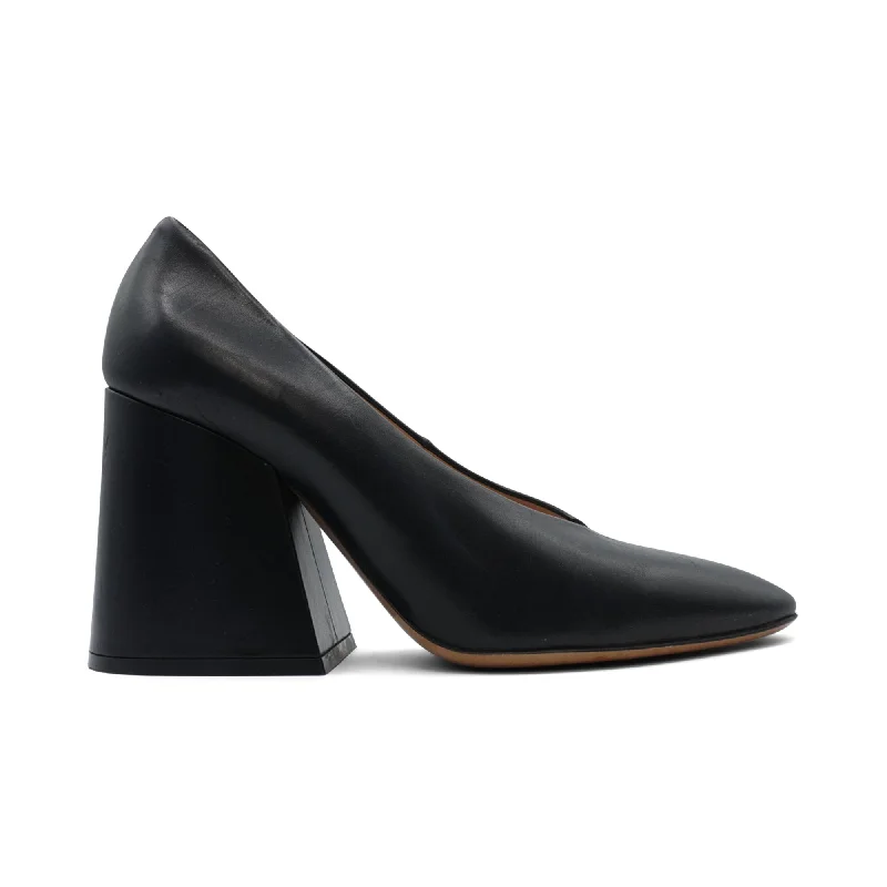 Margiela 'V-Cut' Pumps - Women's 40