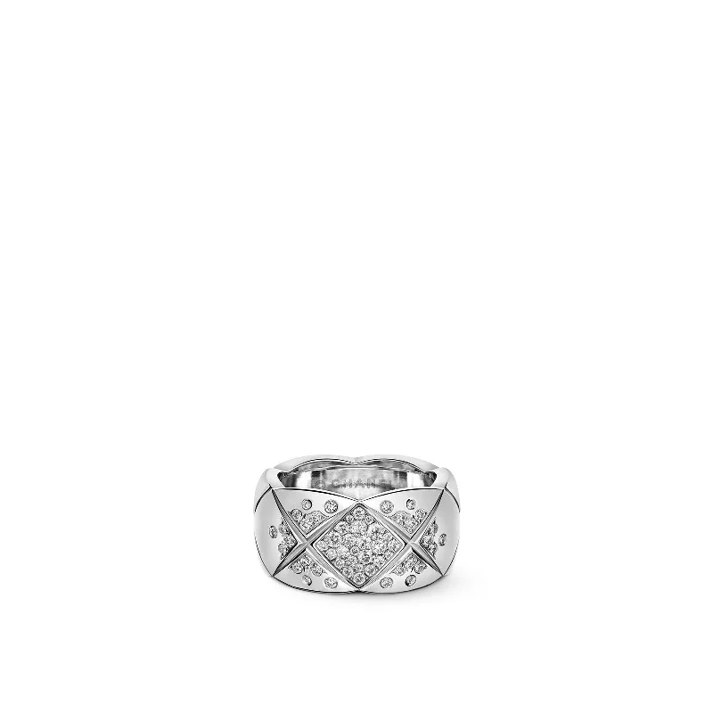 CHANEL Coco Crush Ring