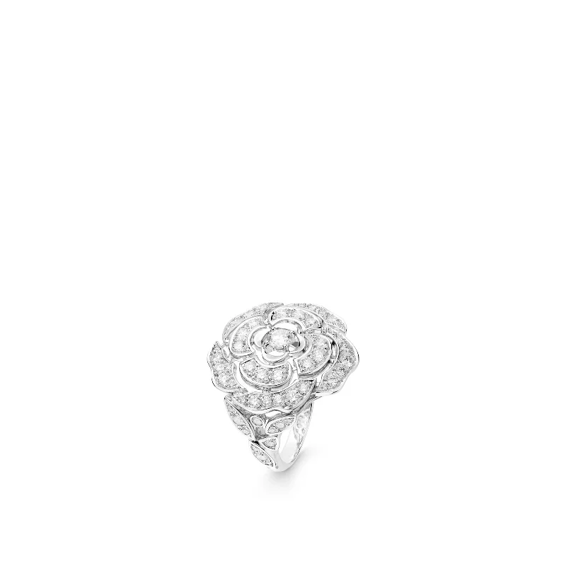 CHANEL Bouton de Camélia Ring